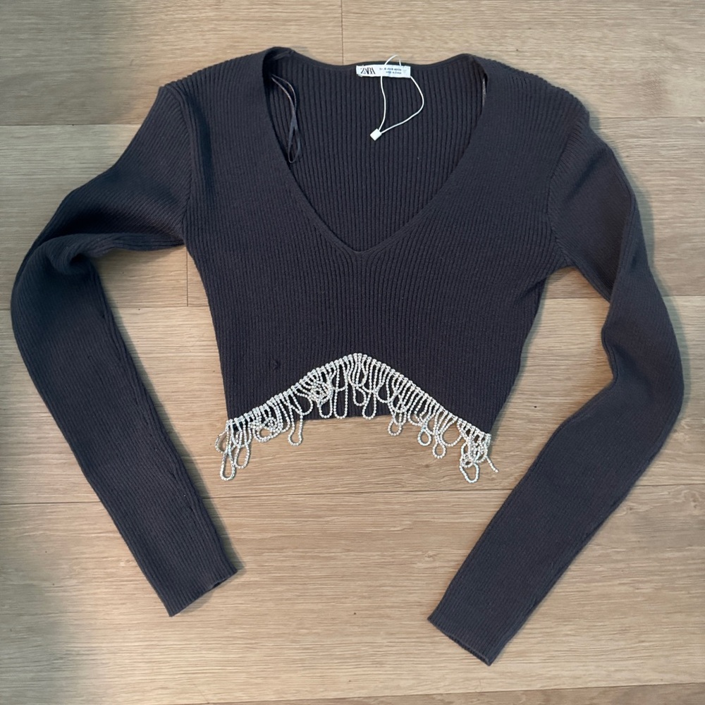 Zara Black Ribbed V-Neck Cropped Top with Silver Beaded Hem